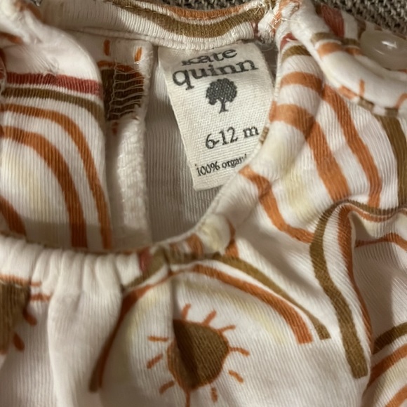 Kate Quinn Warm Neutral Rainbows 6-12 mos - Picture 2 of 2